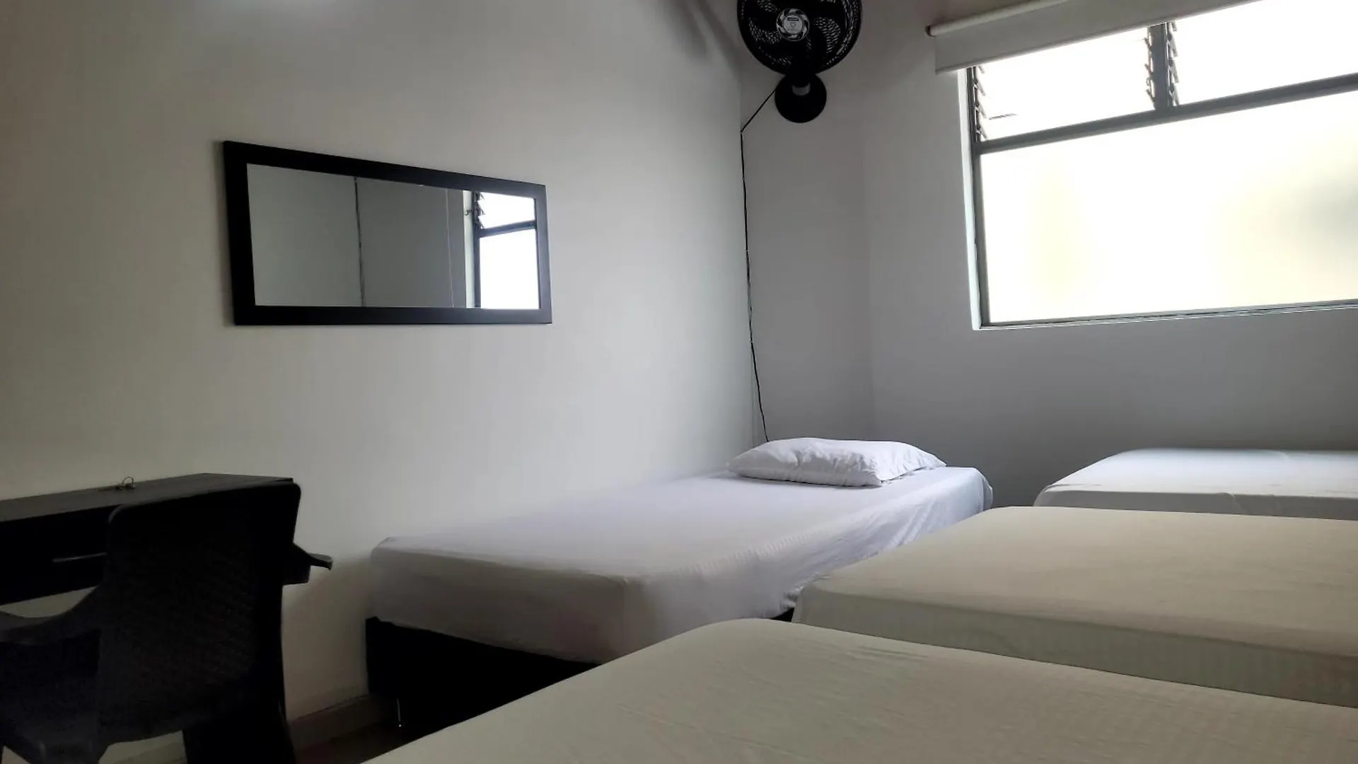 Homestay Habitacion Multiple Con Bano Privado Medellin