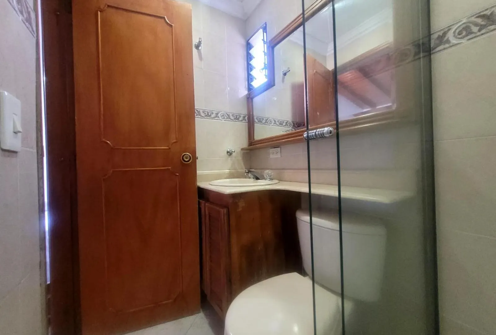 Habitacion Multiple Con Bano Privado Medellin Colombia